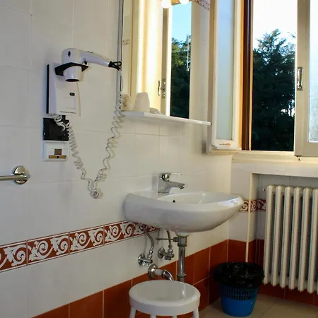 Ca' Vecchia Hotel