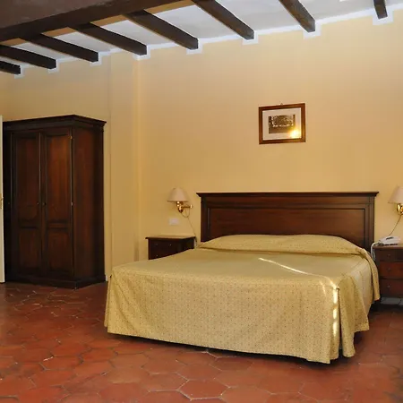 Ca' Vecchia Hotel 3*