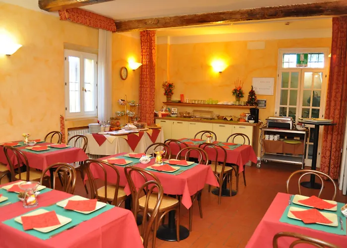 호텔 Ca' Vecchia 3*