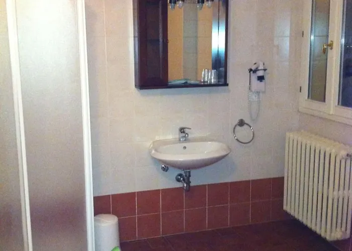 Ca' Vecchia 사소마르코니